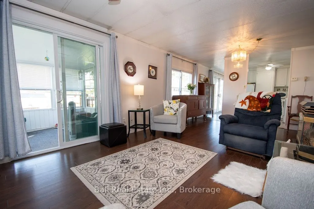 6 Bayview Drive