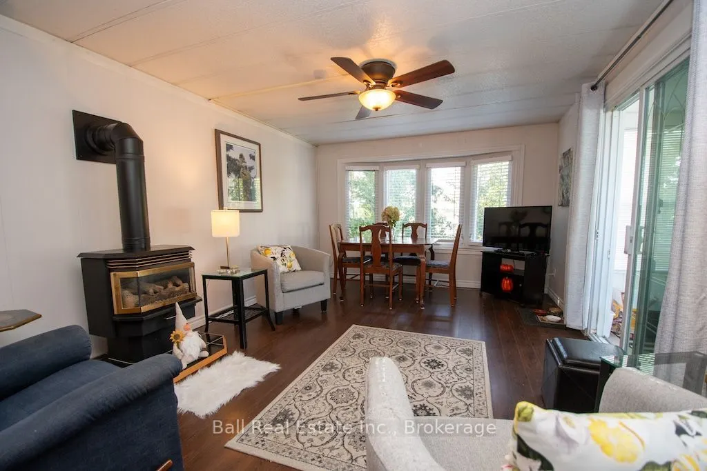 6 Bayview Drive