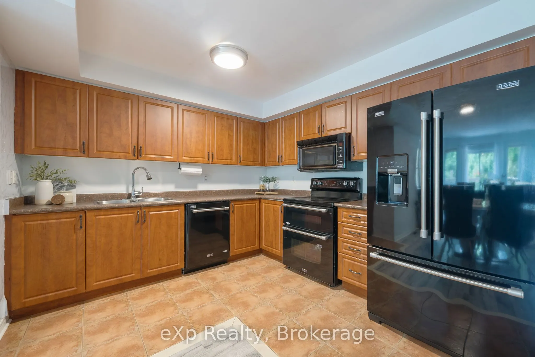 100 Brookside Street