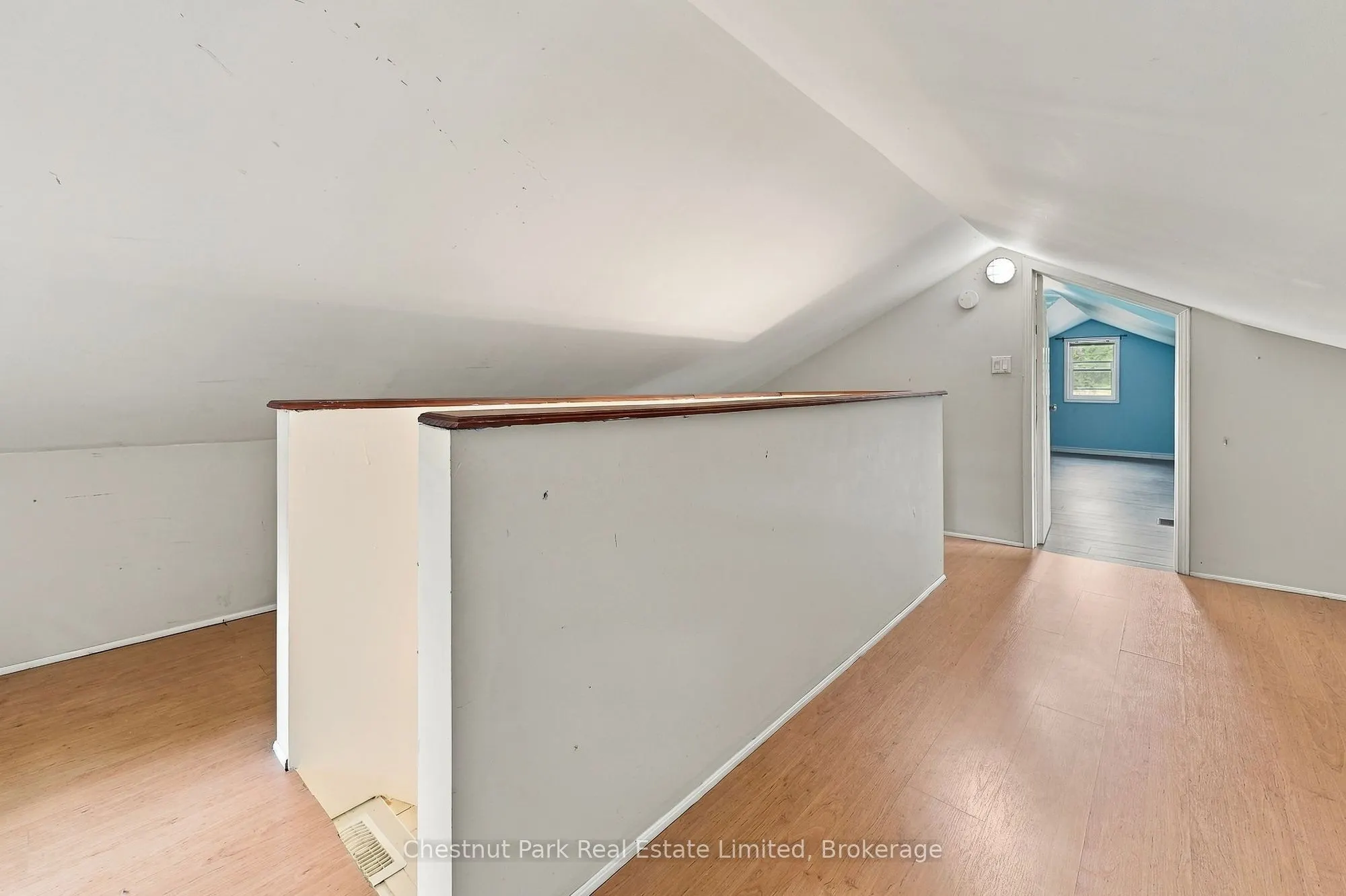 10 Northport Street