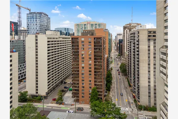 475 Laurier Avenue W #2001