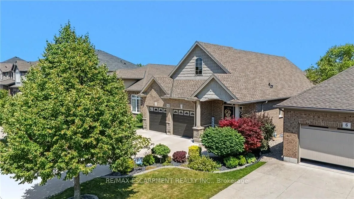12 Silverwood Avenue