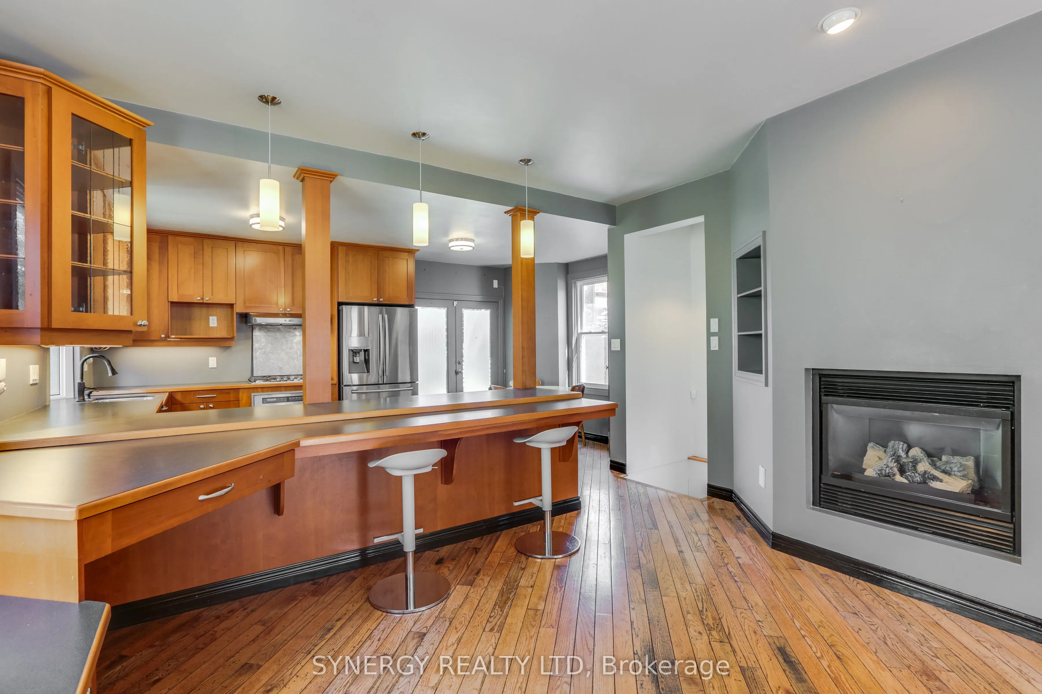 2 Erie Avenue