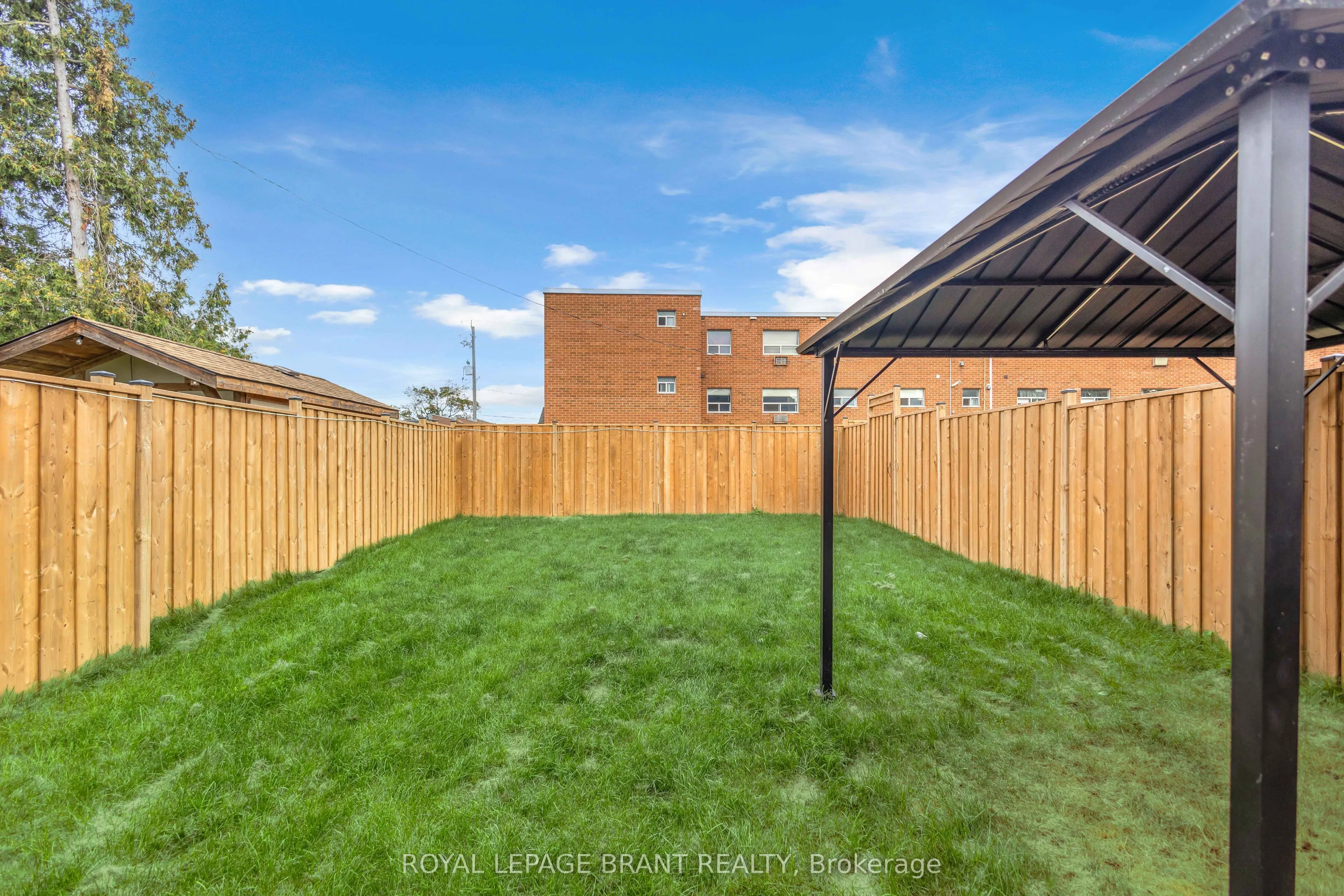 109 Winniett Street