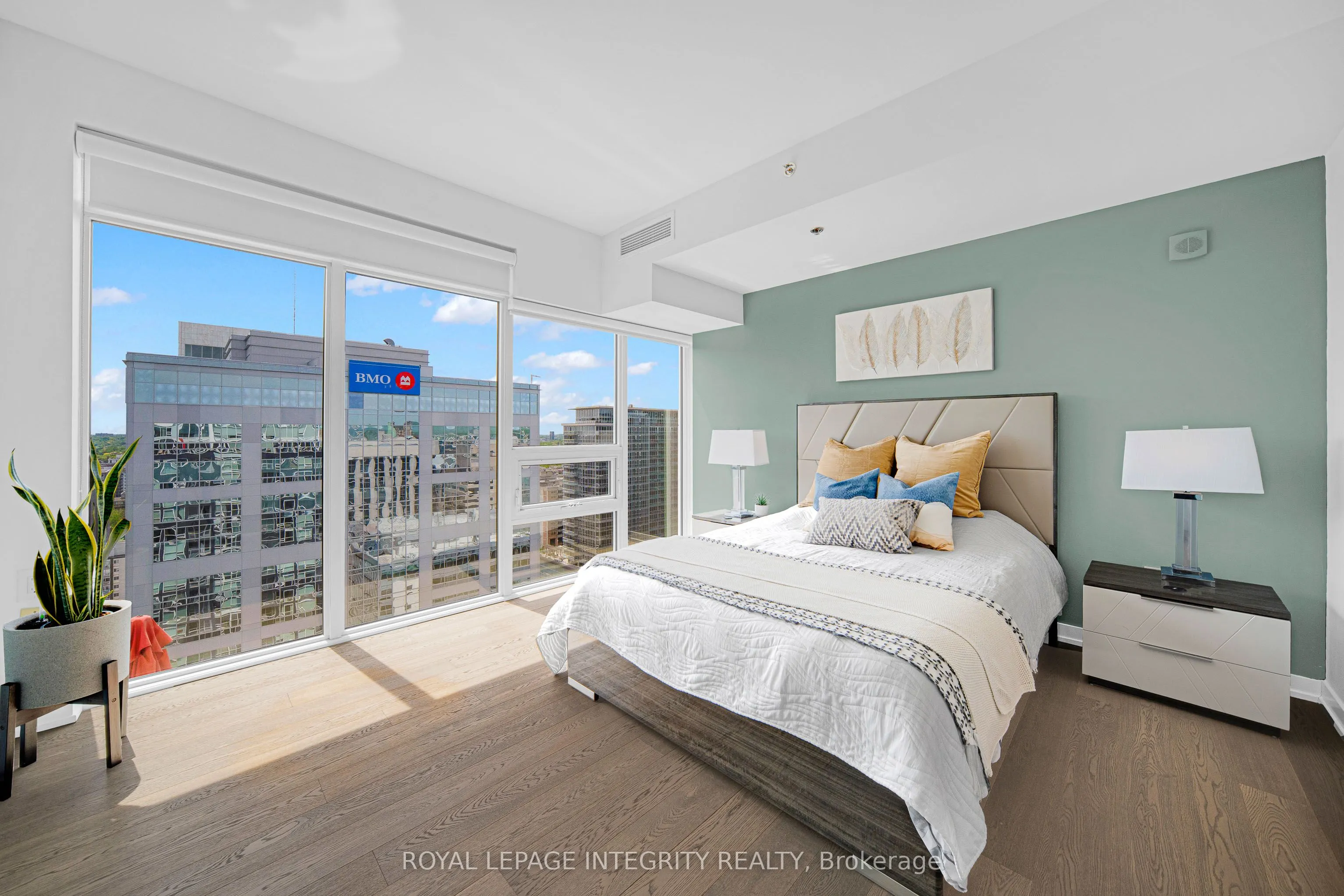 199 SLATER Street #2205