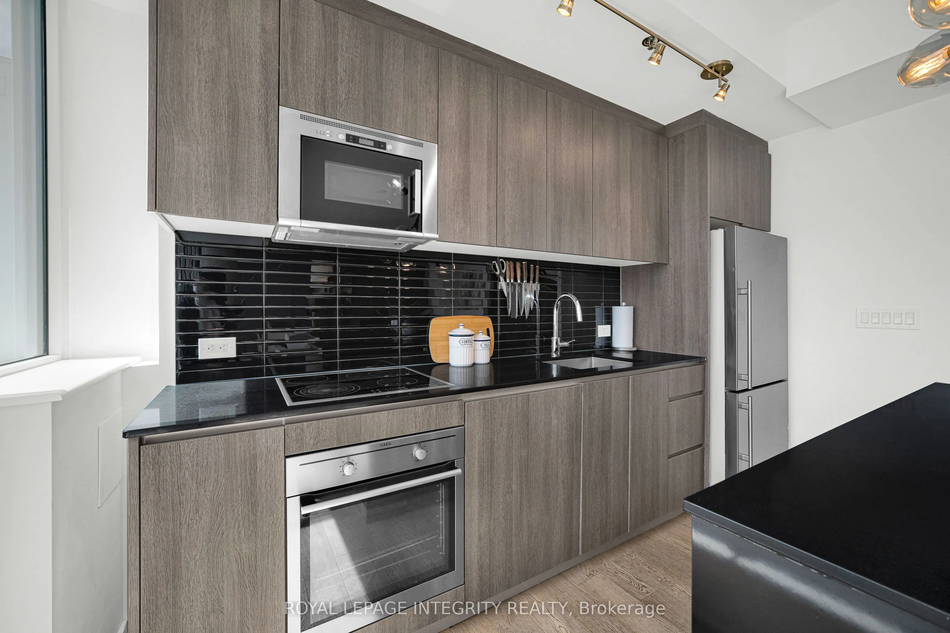 199 SLATER Street #2205