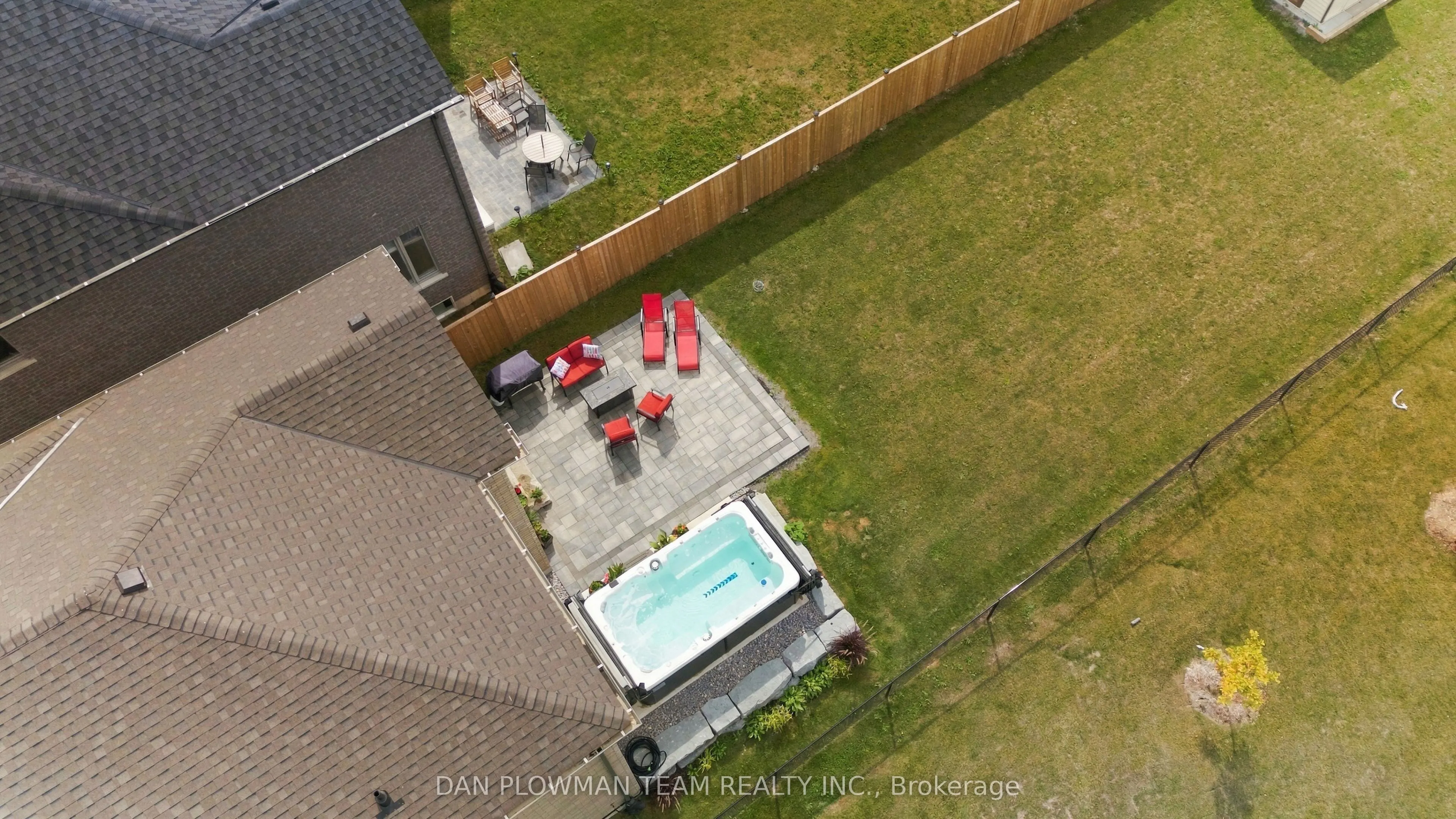 713 Latimer Way