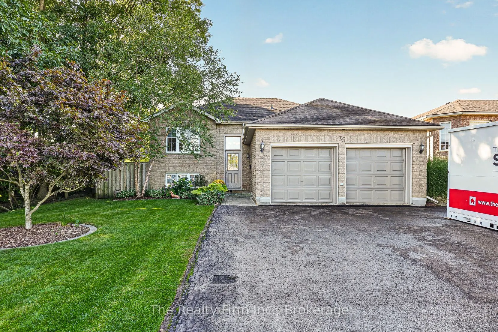35 Beech Boulevard