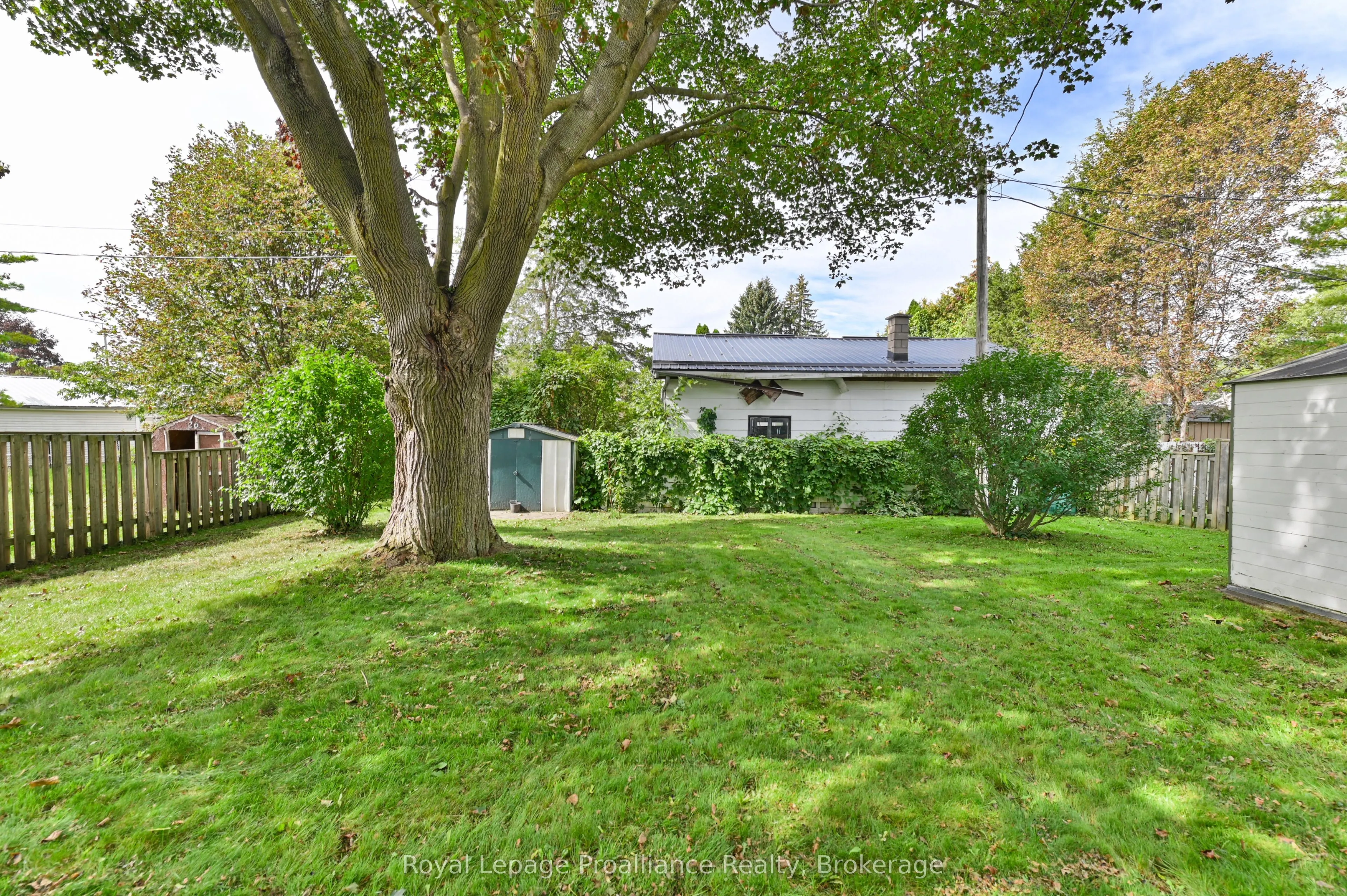 28 Shoniker Avenue