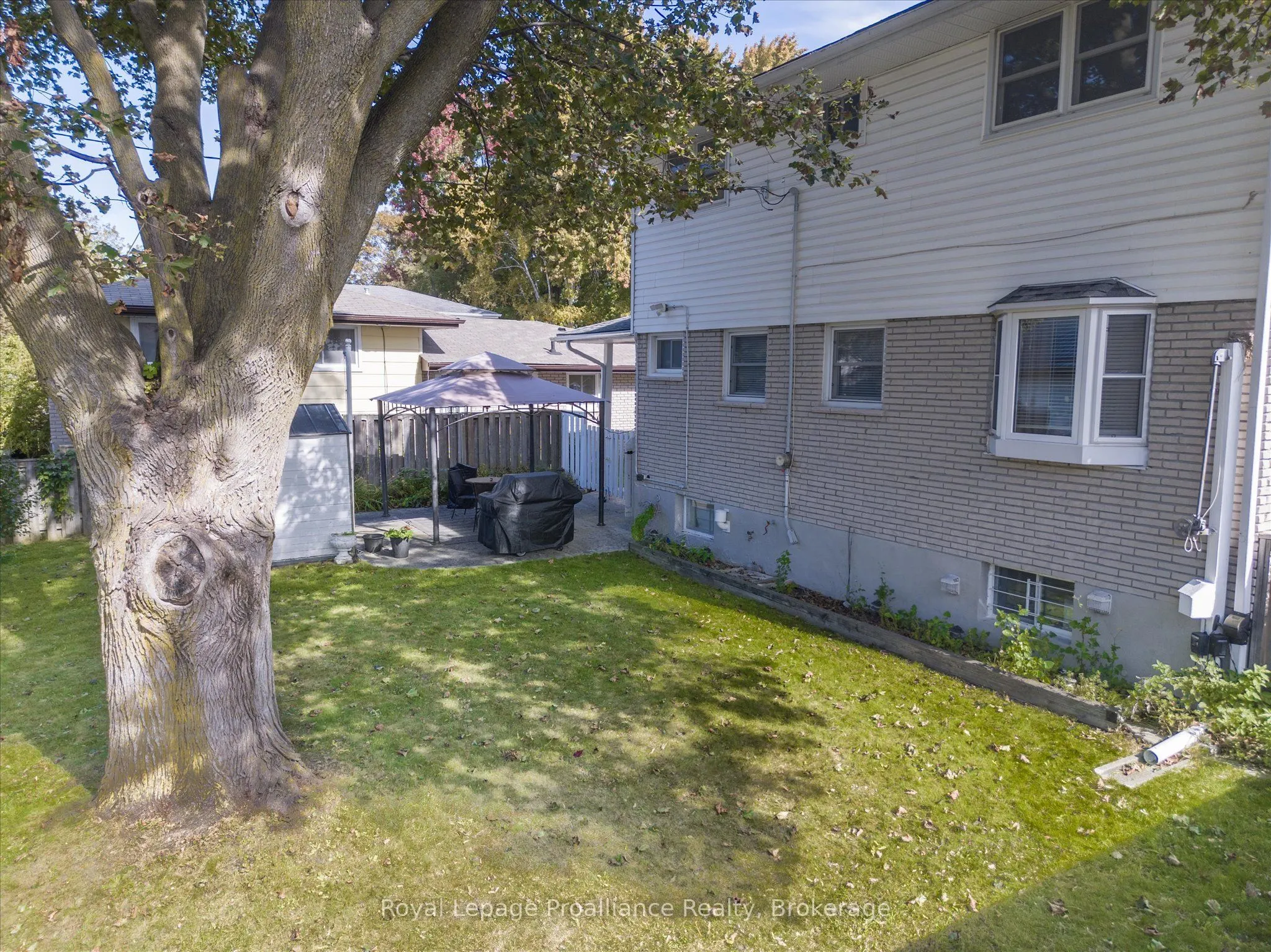 28 Shoniker Avenue
