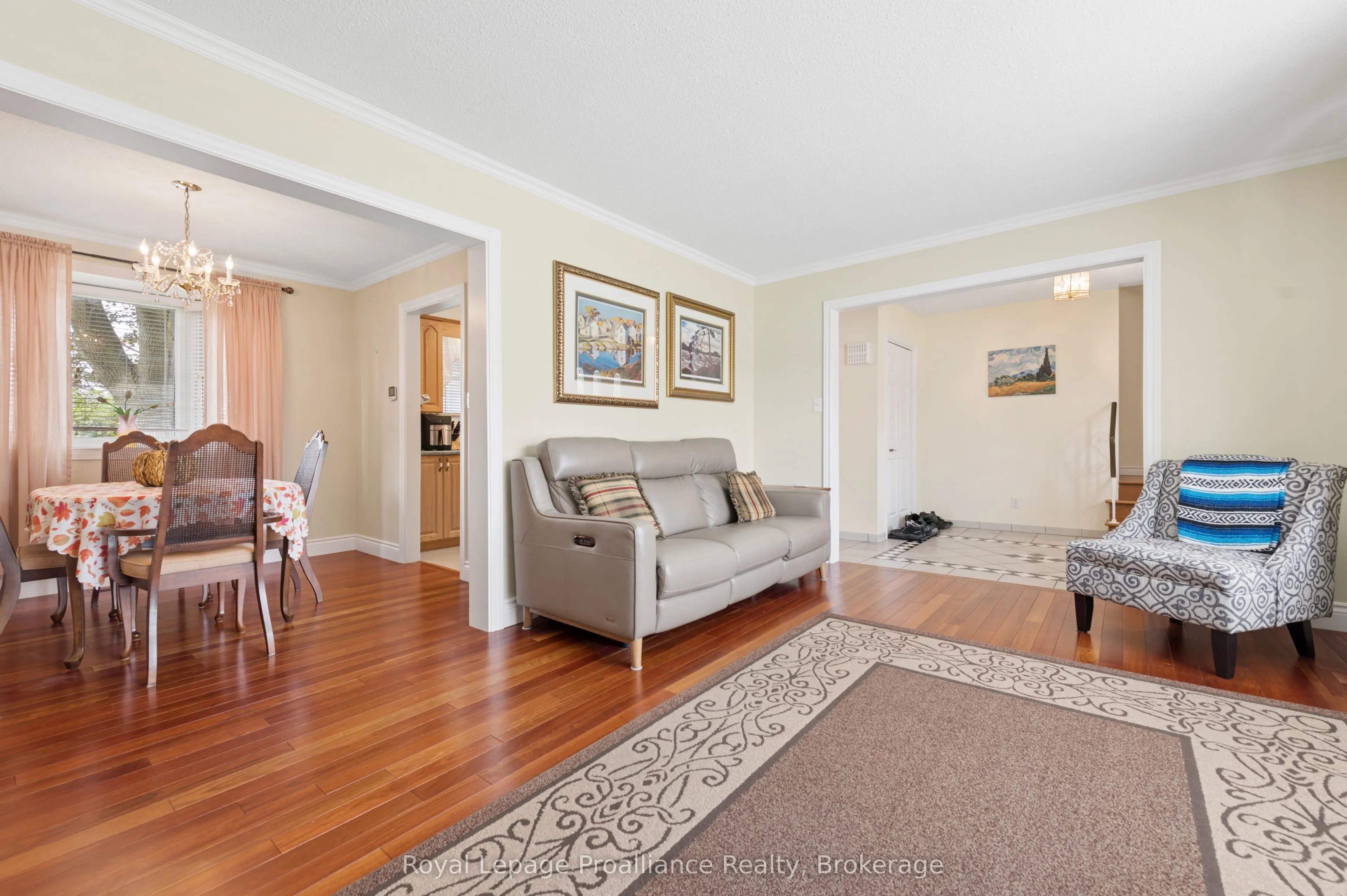 28 Shoniker Avenue