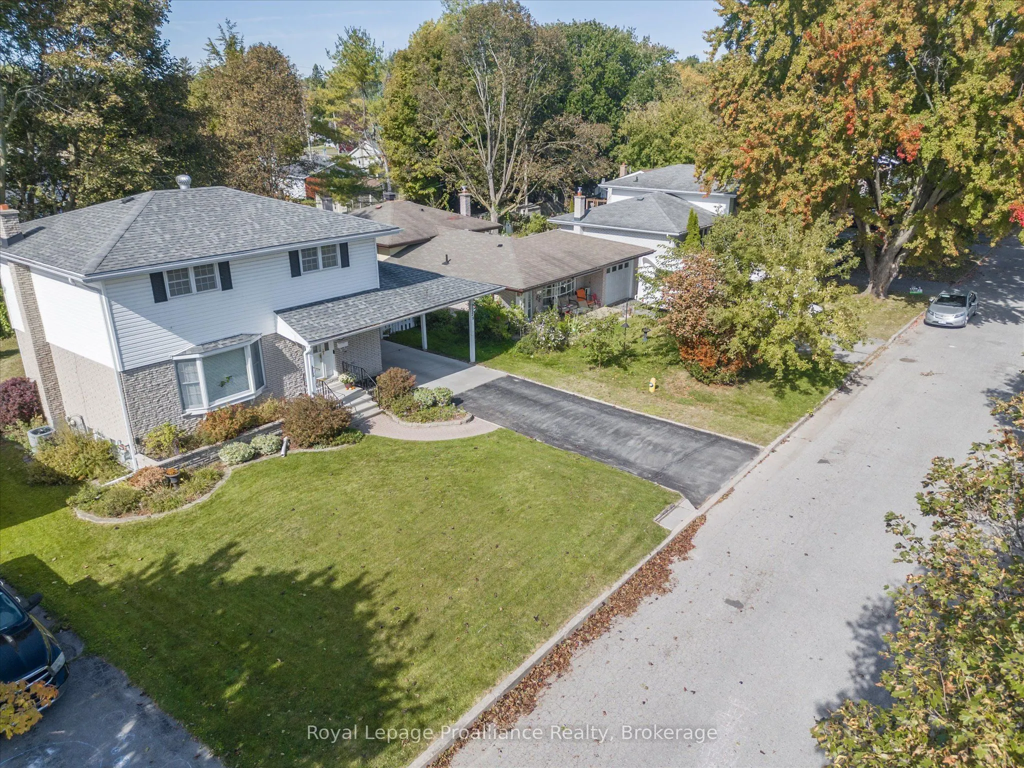 28 Shoniker Avenue