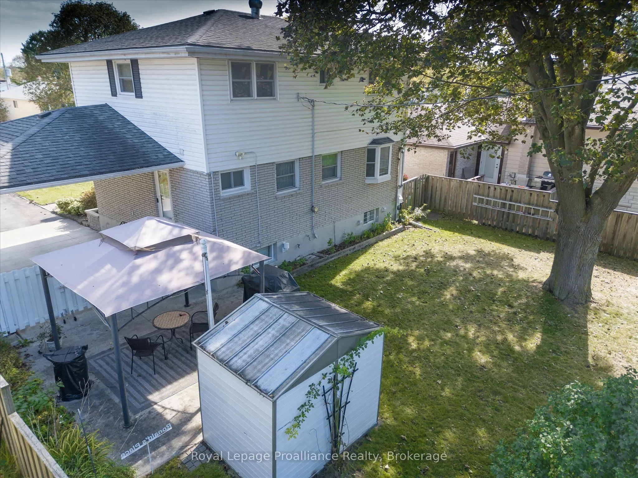 28 Shoniker Avenue