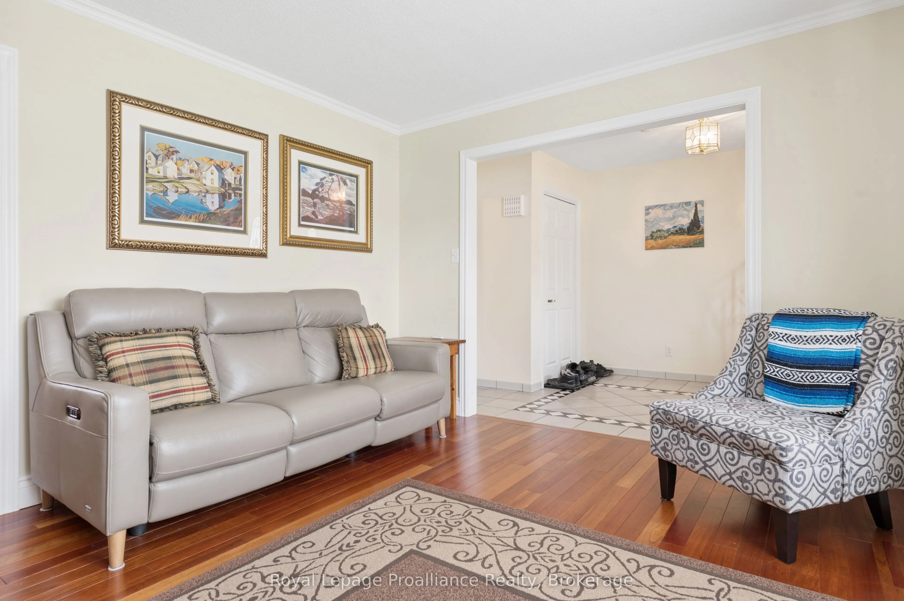 28 Shoniker Avenue