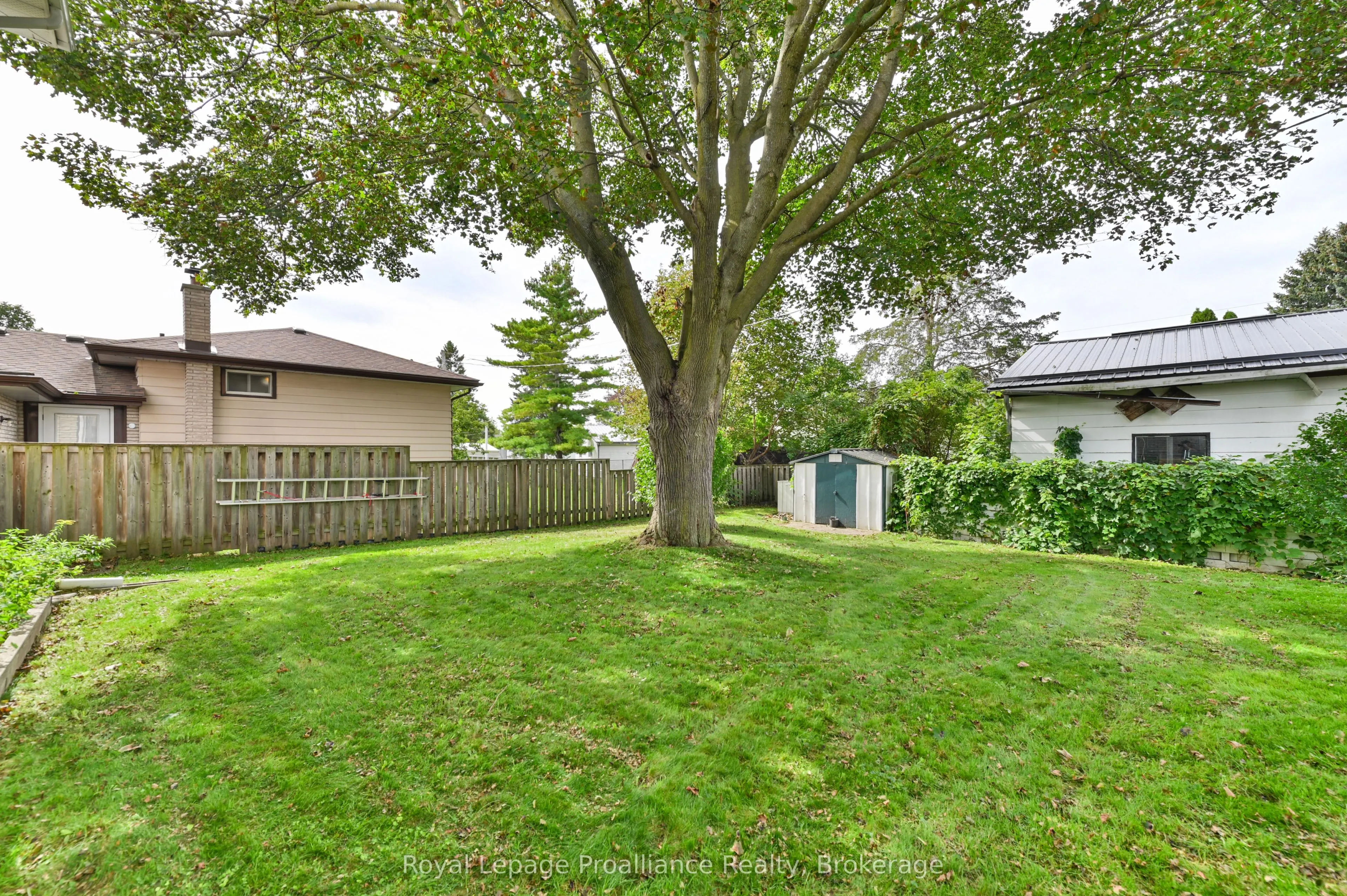 28 Shoniker Avenue