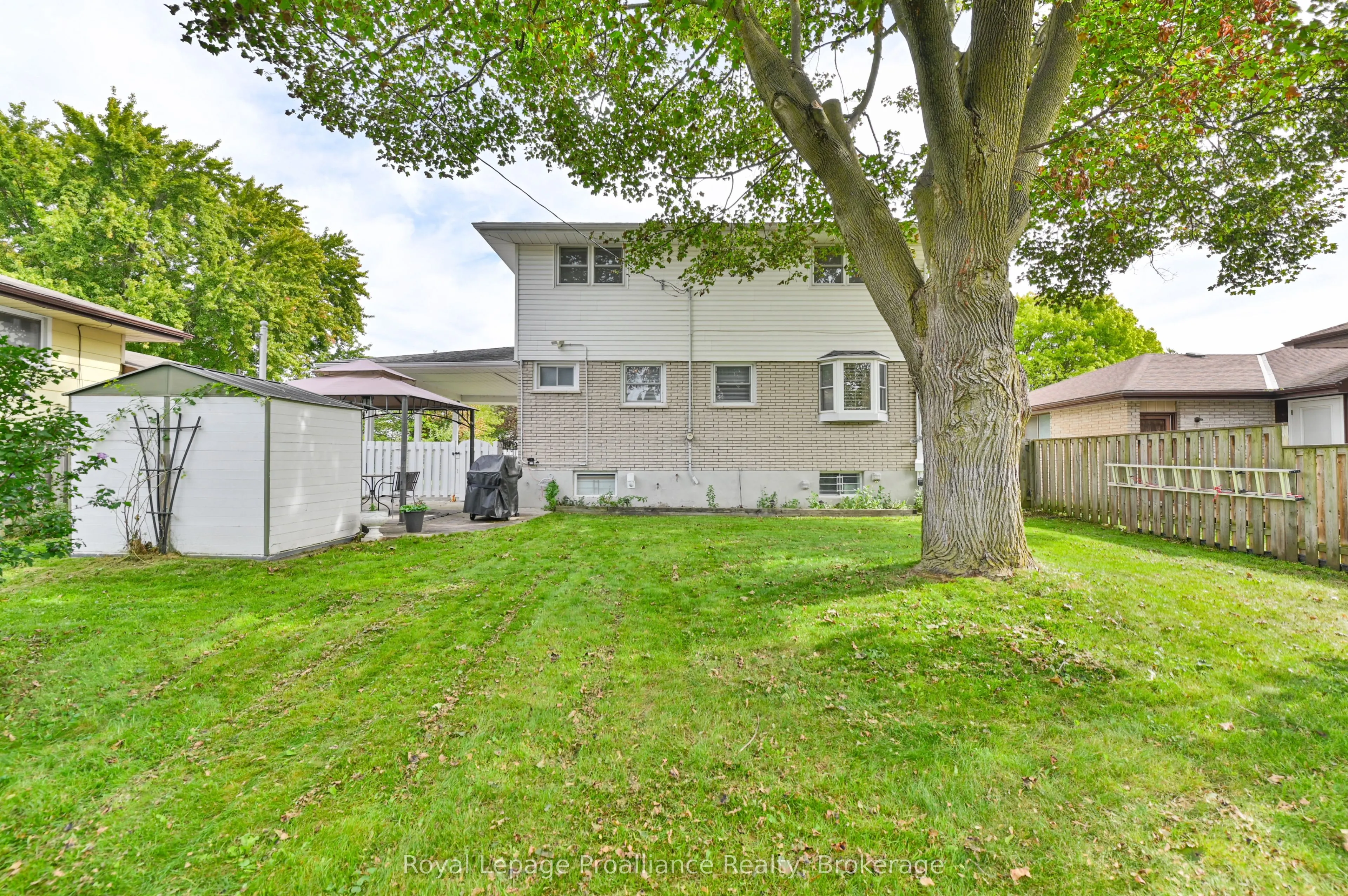 28 Shoniker Avenue