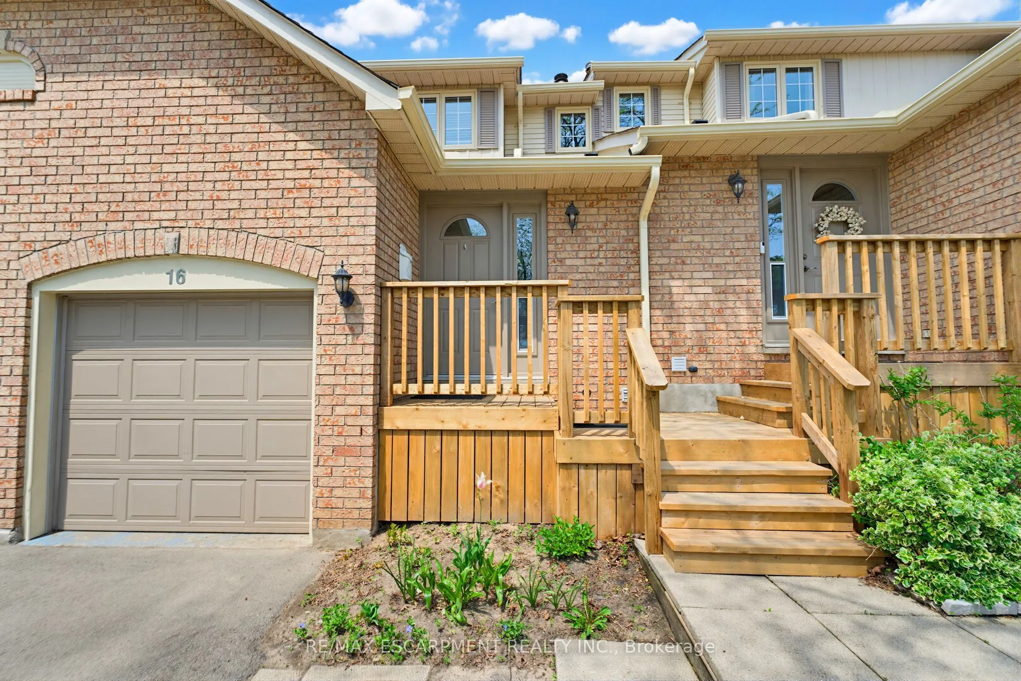 79 Braeheid Avenue #16