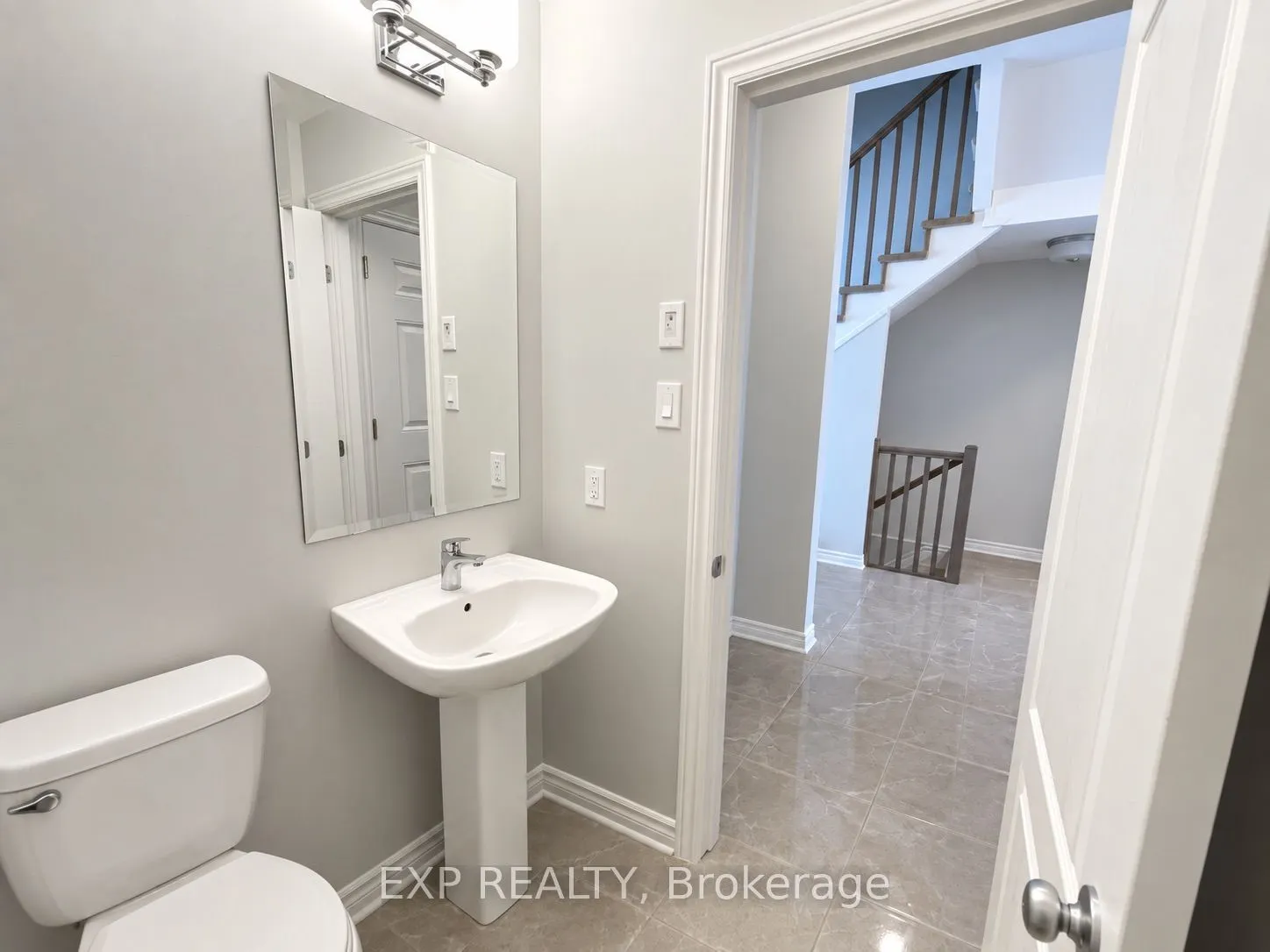 521 Sonmarg Crescent