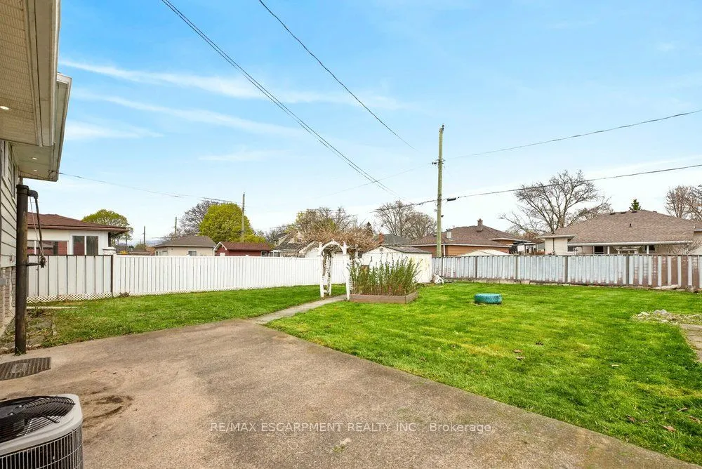20 ST. CHARLES Drive