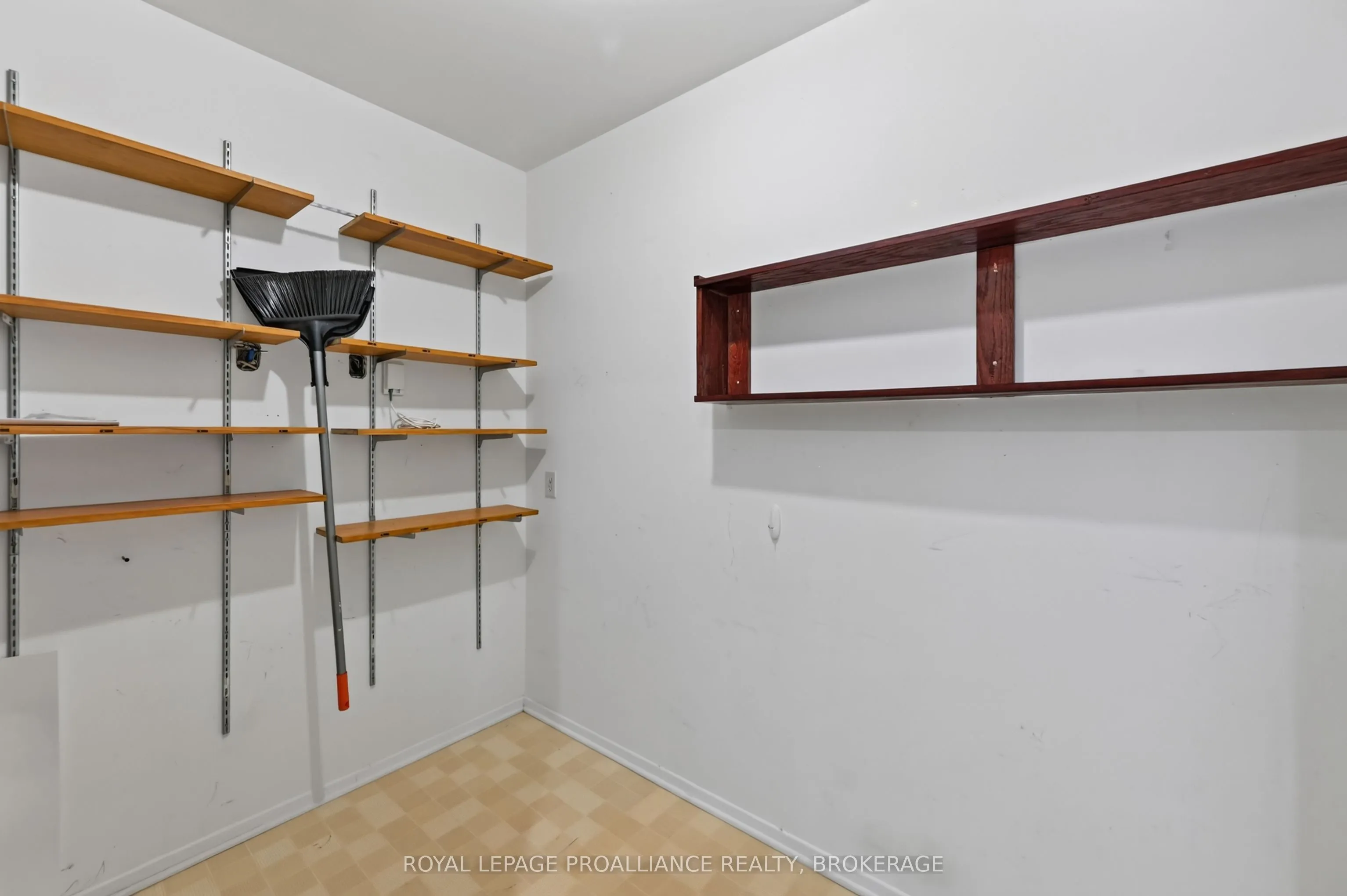 316 Kingsdale Avenue #411