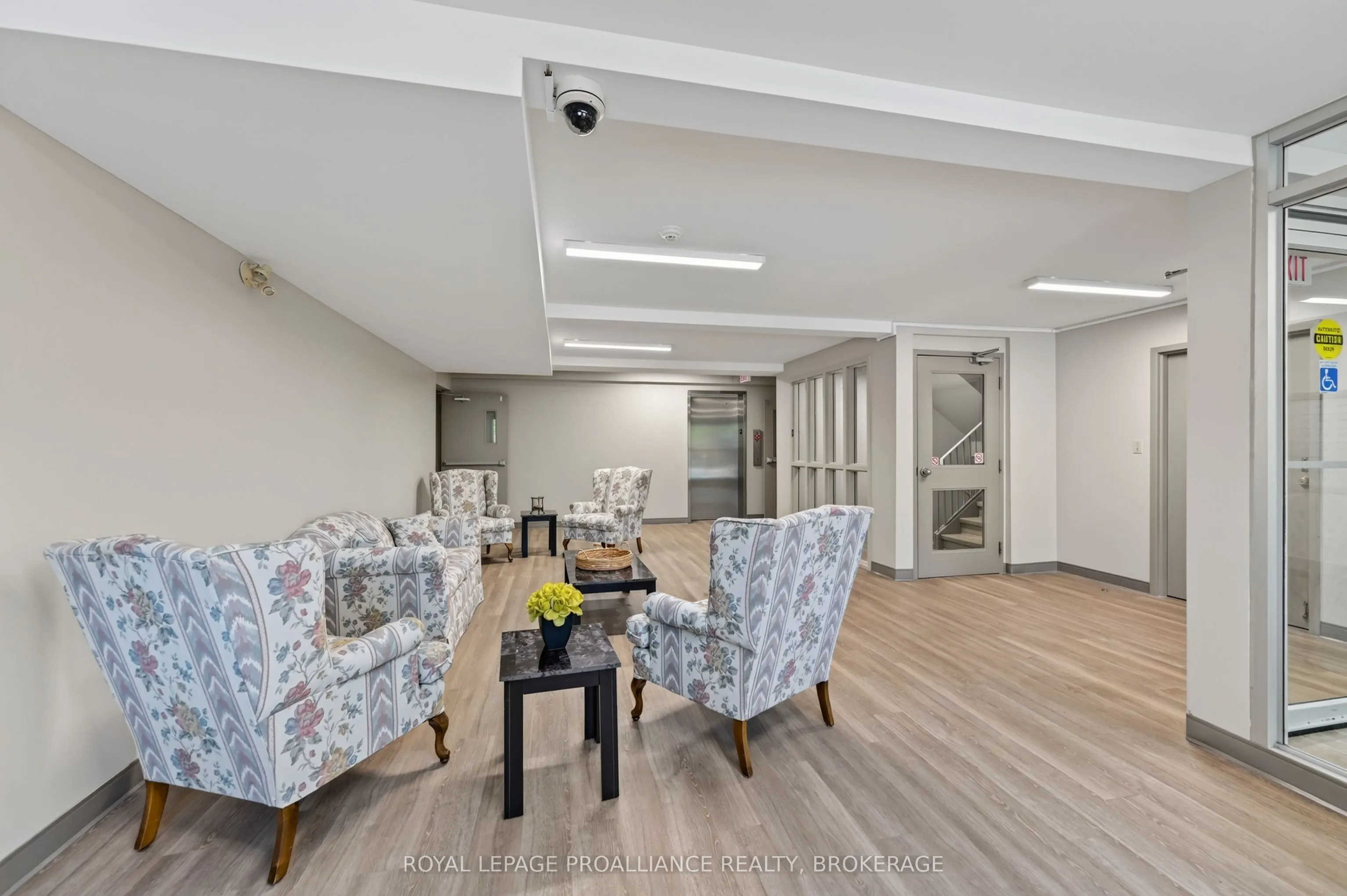 316 Kingsdale Avenue #411