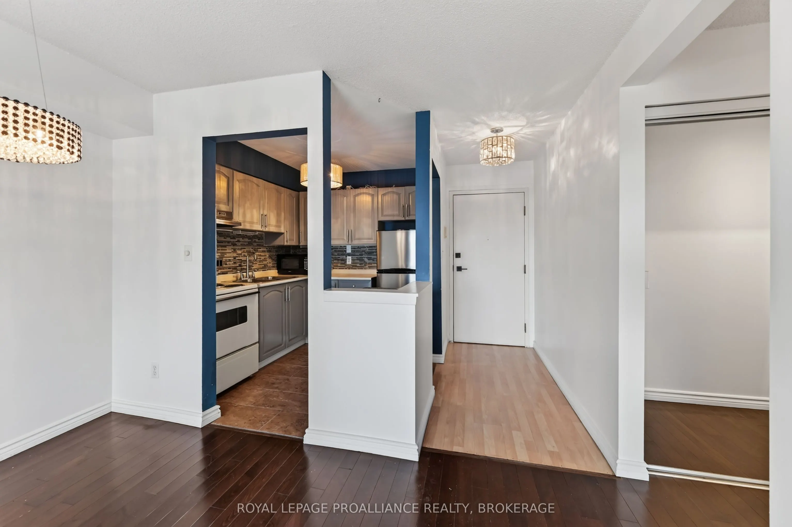 316 Kingsdale Avenue #411