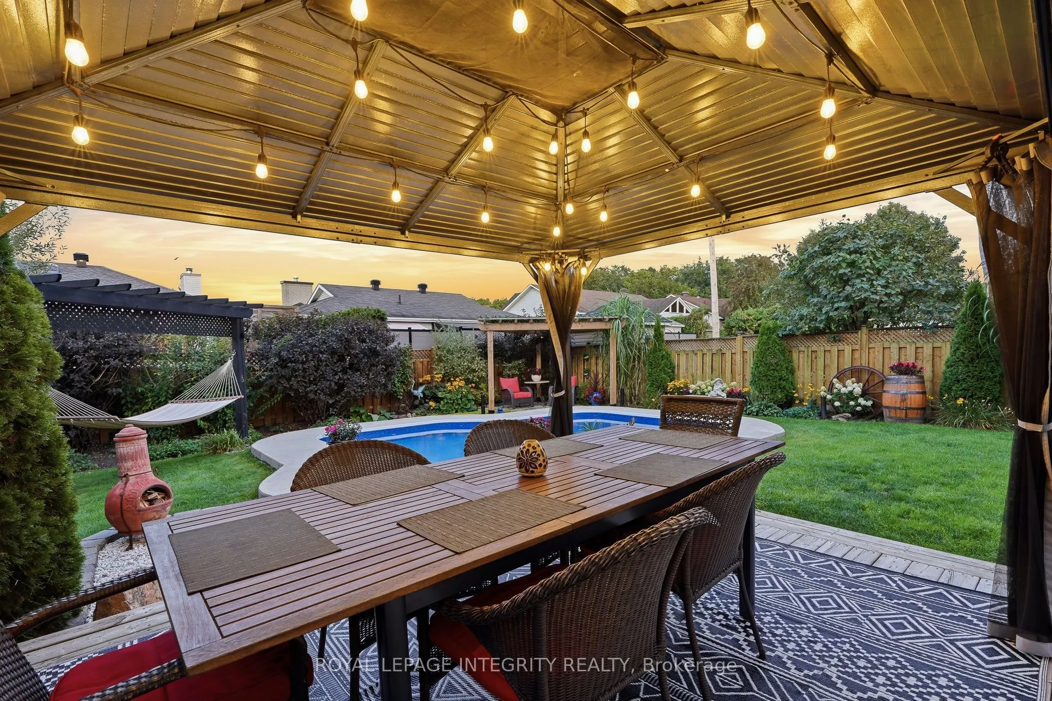 3365 Elie Crescent