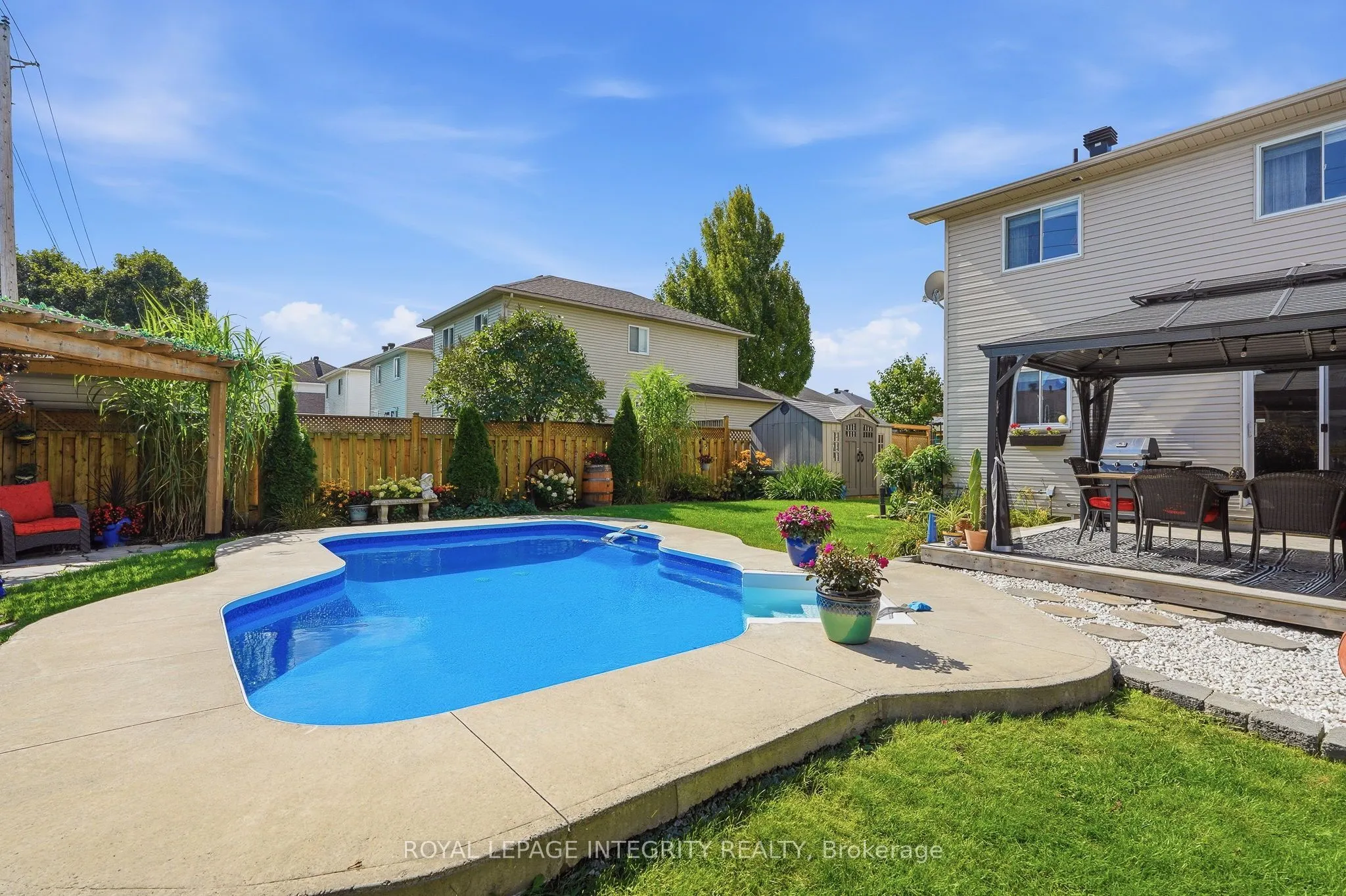 3365 Elie Crescent