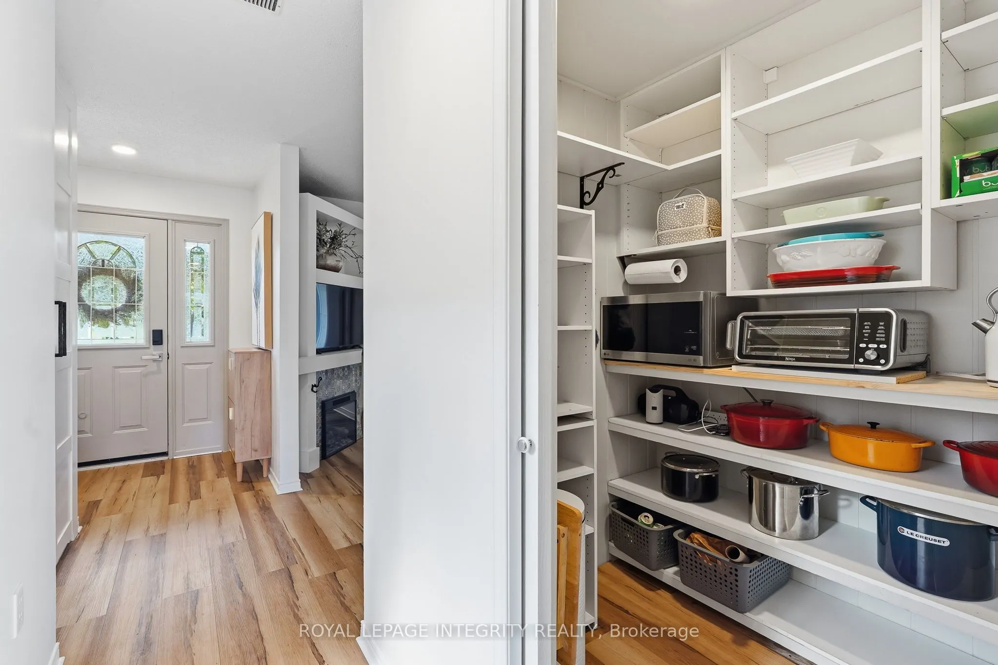 3365 Elie Crescent