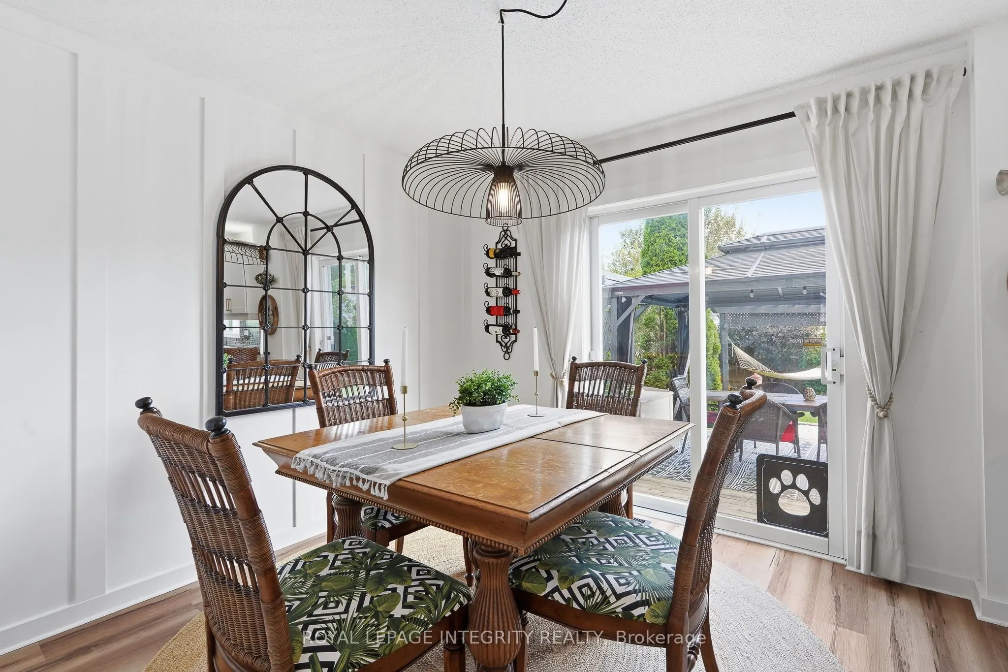 3365 Elie Crescent