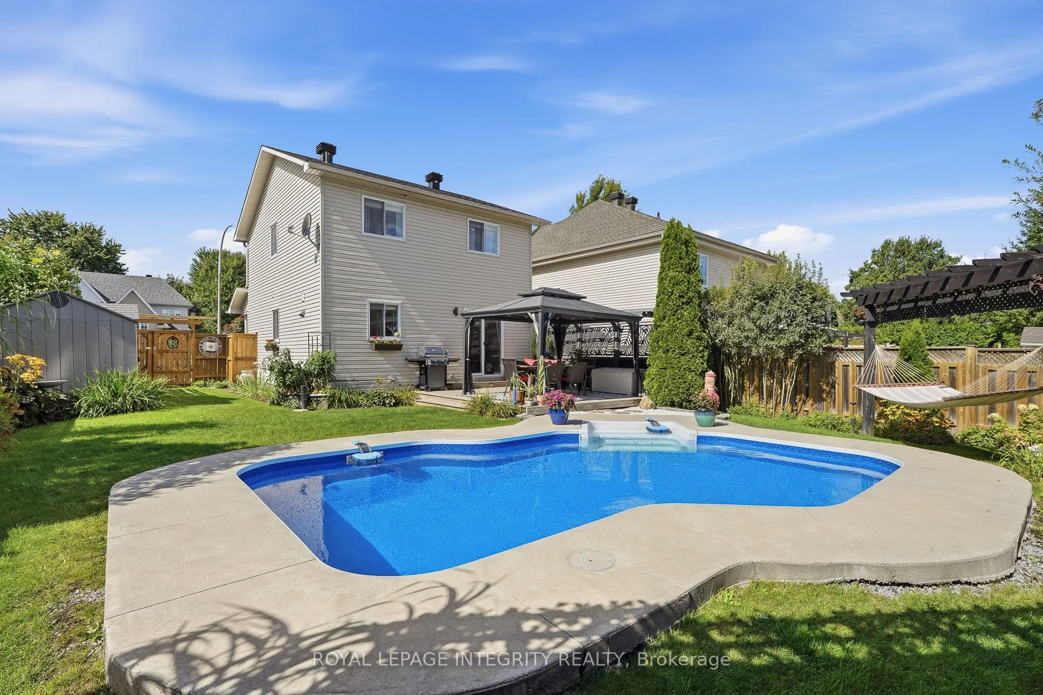 3365 Elie Crescent