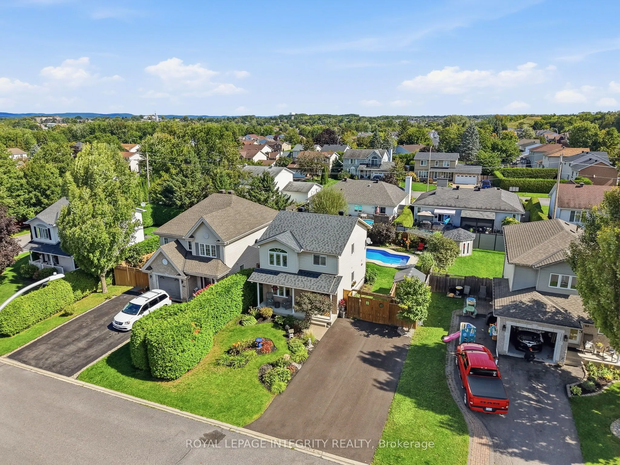 3365 Elie Crescent