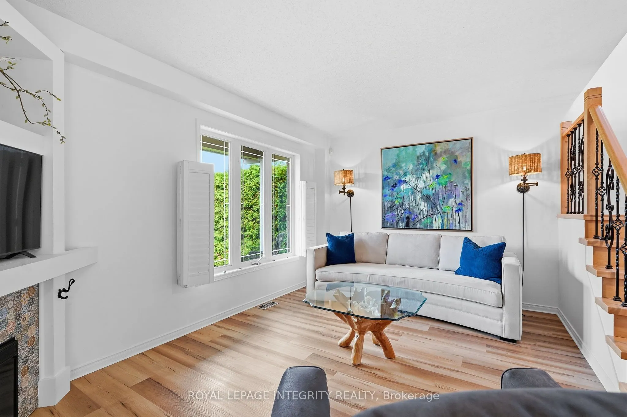 3365 Elie Crescent