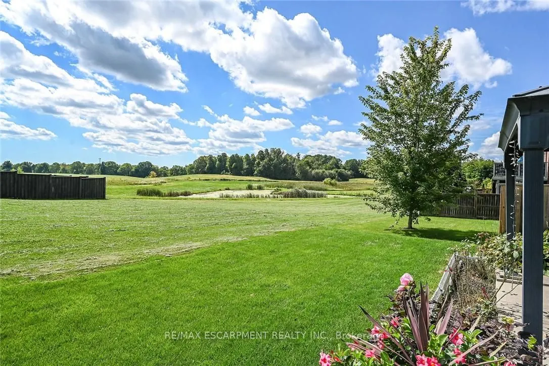 40 Trillium Way