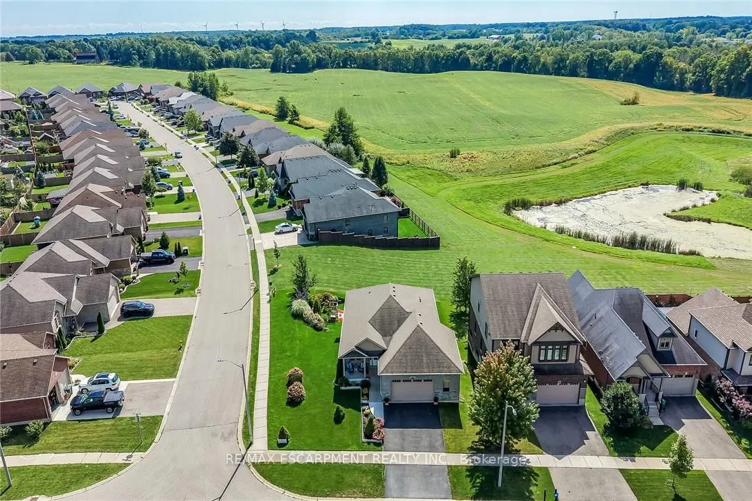 40 Trillium Way