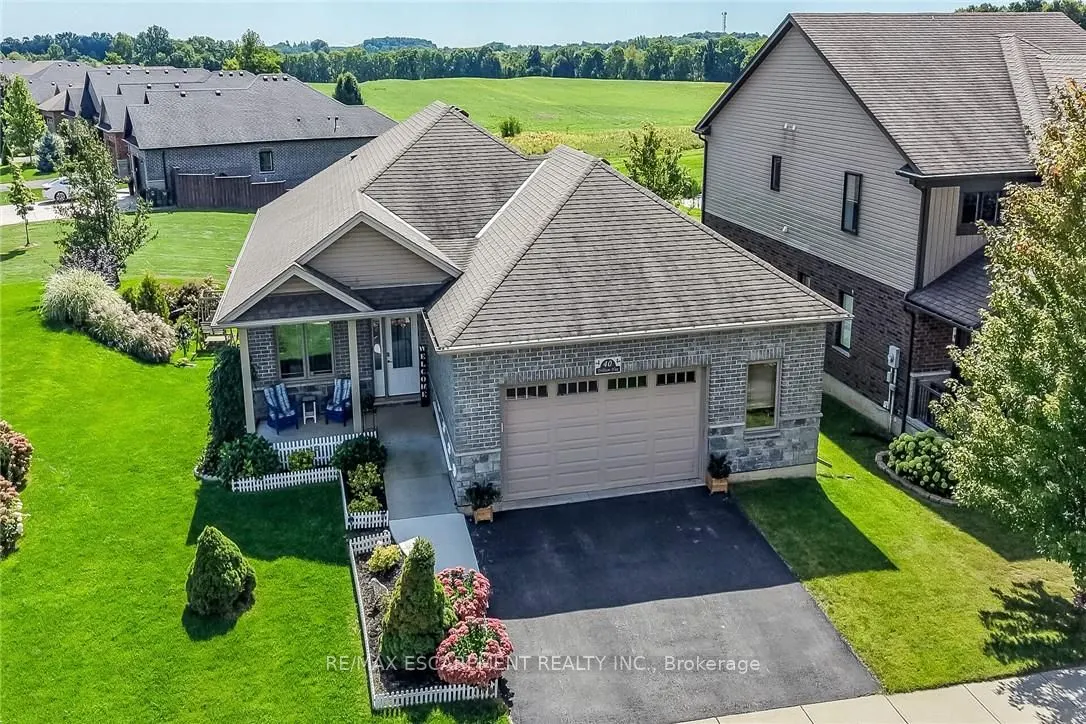 40 Trillium Way