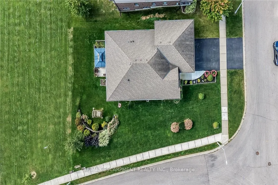 40 Trillium Way