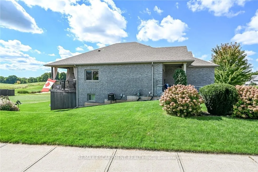 40 Trillium Way
