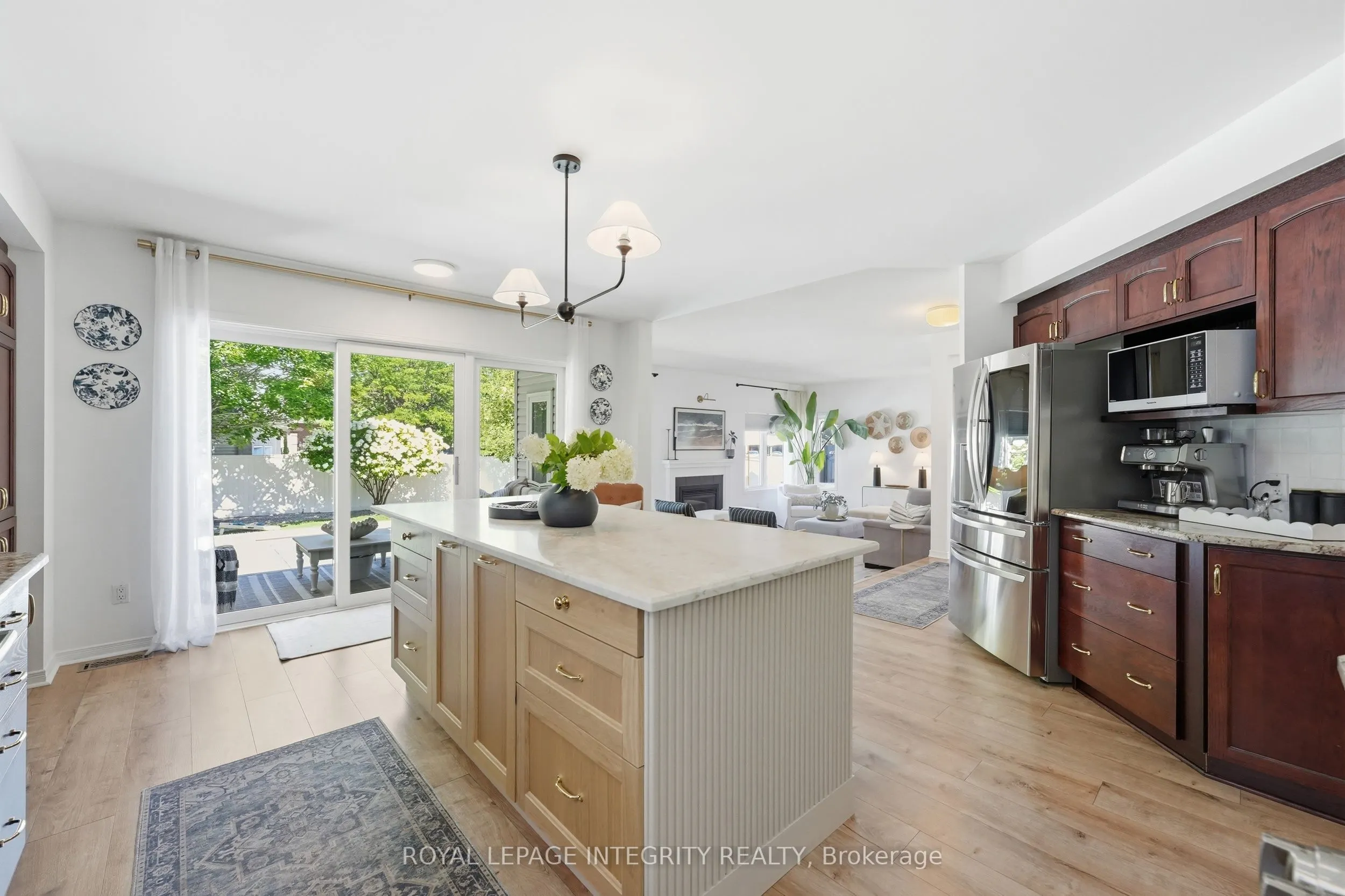 125 West Ridge Drive