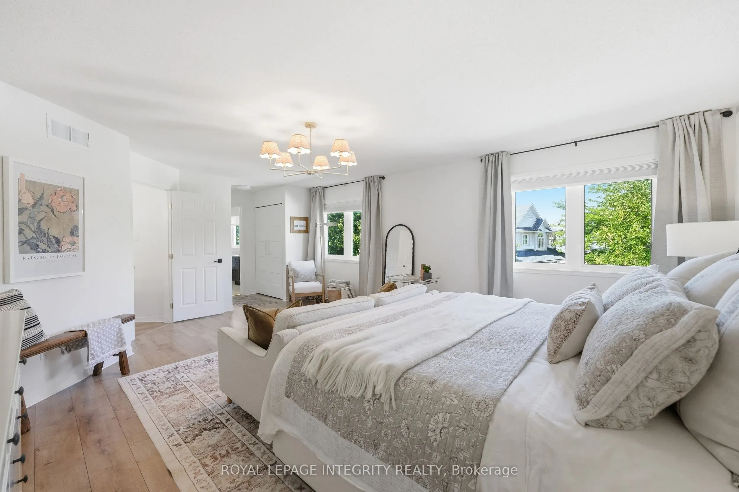 125 West Ridge Drive