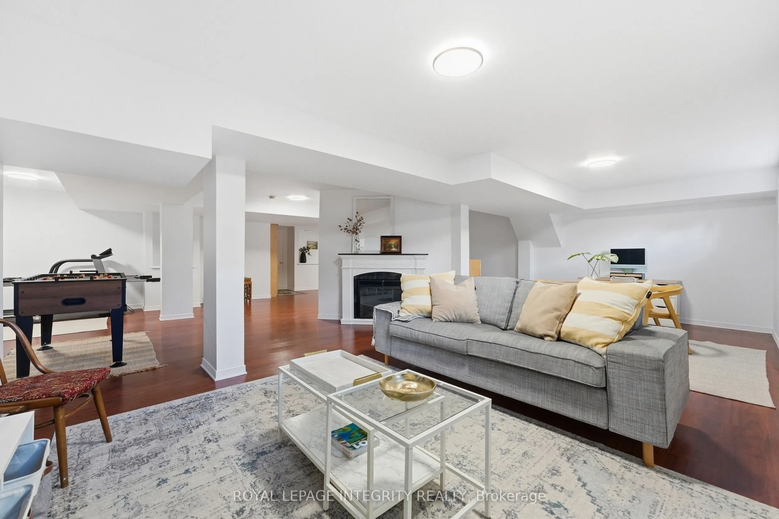 125 West Ridge Drive