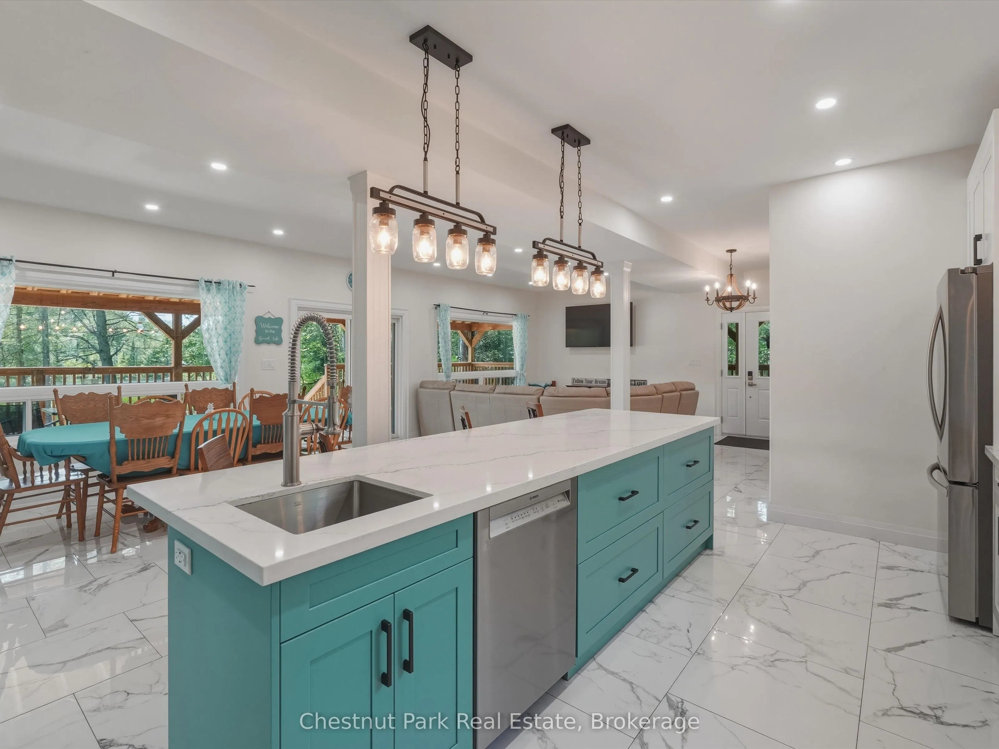 1013 Goodlife Lane