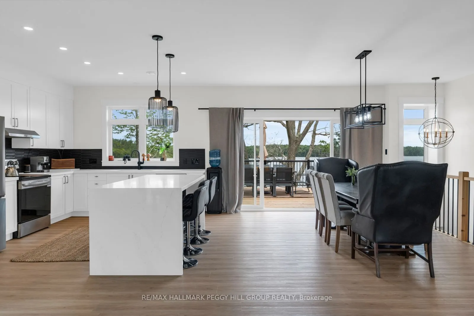 20 Hawkins Point Road