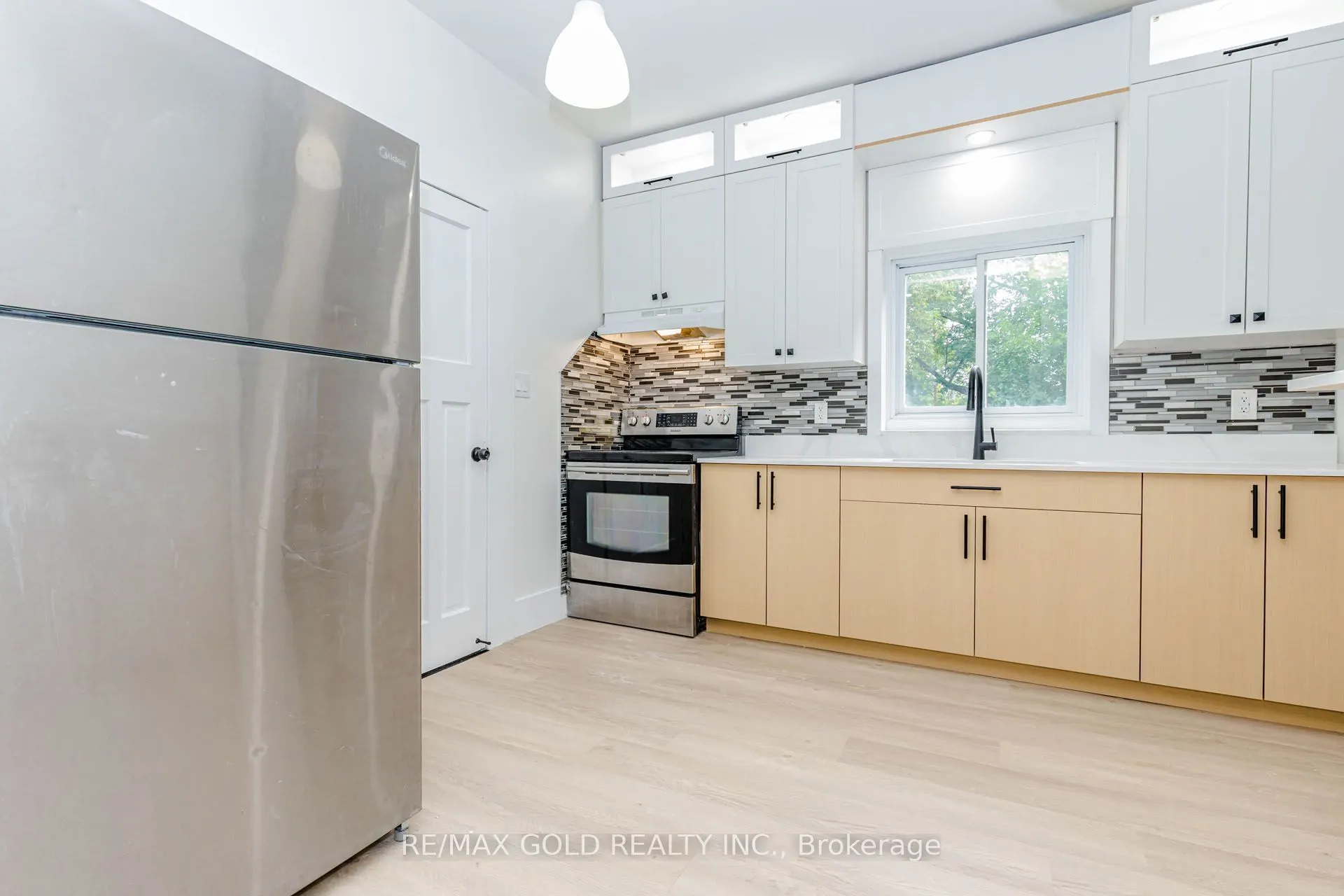 108 Norfolk Avenue