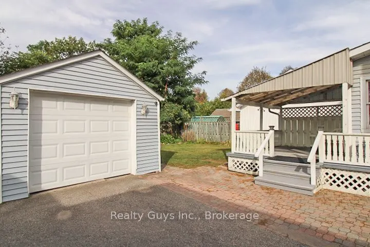 523 Armour Road