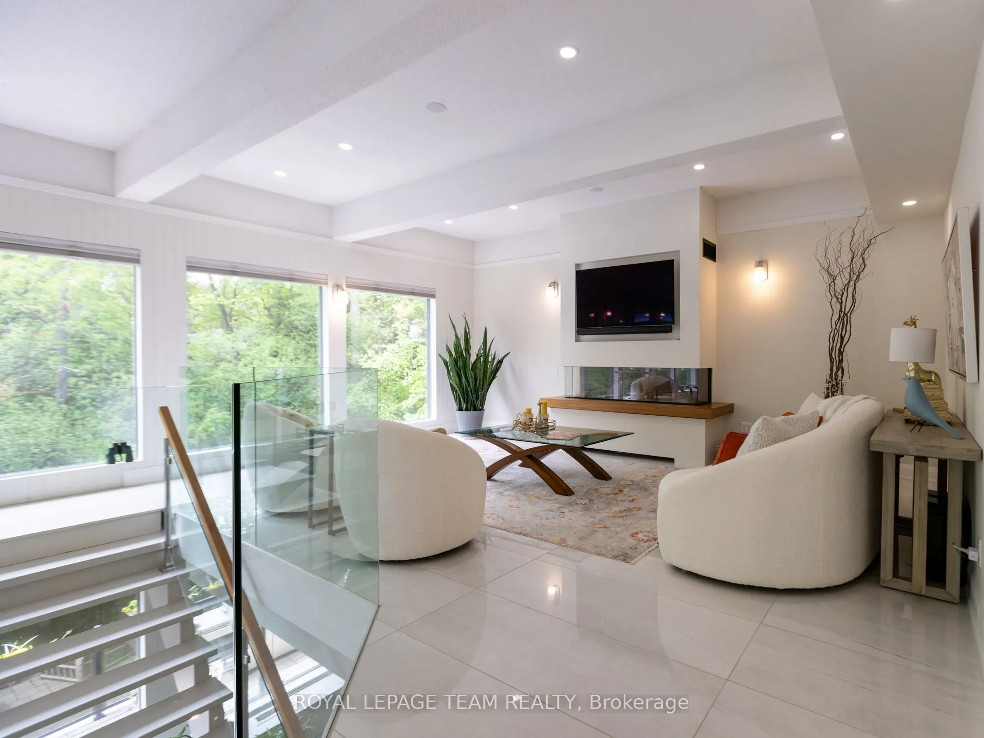 34 Rideauview Terrace