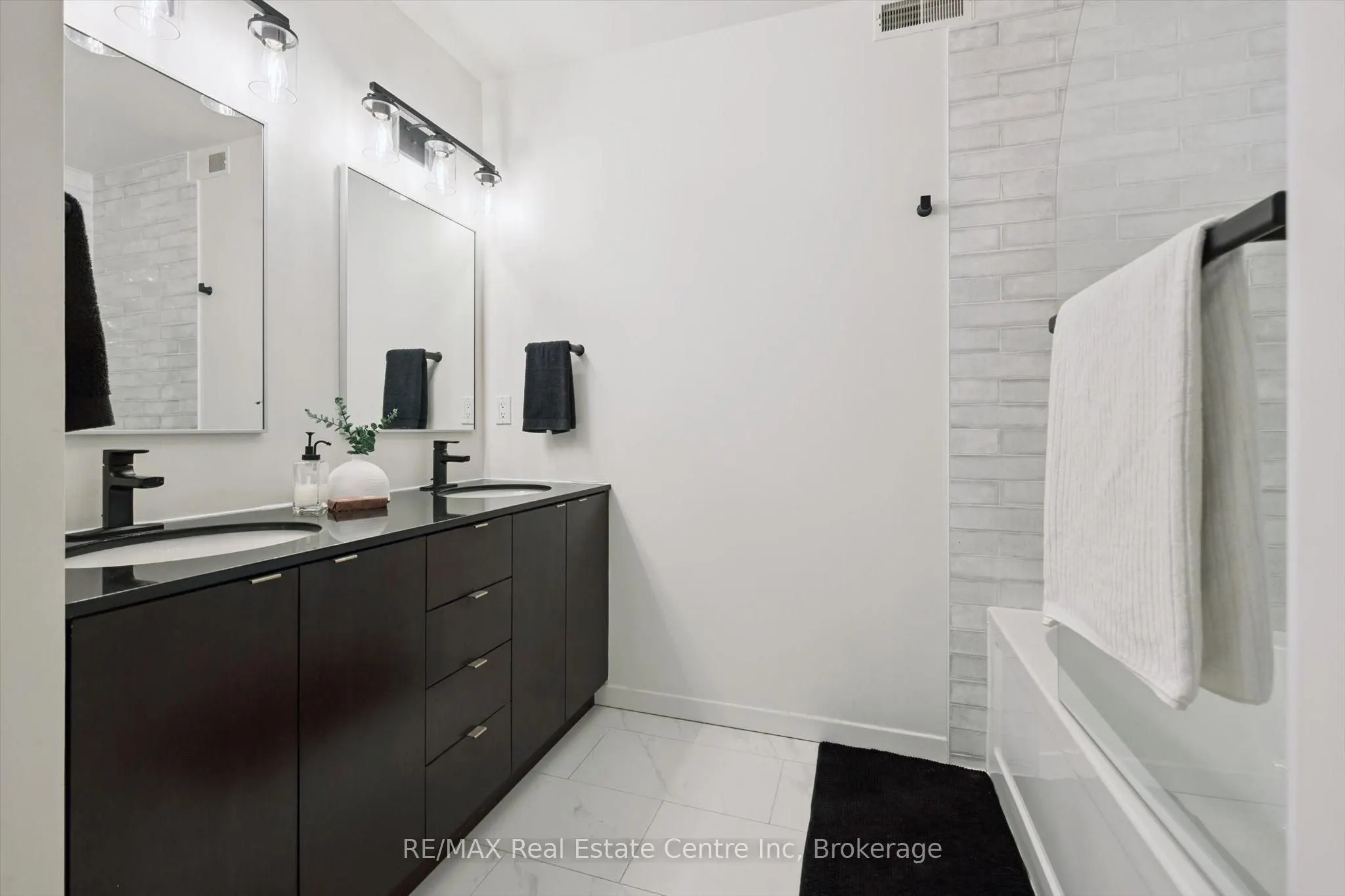 85 Spruce Street #103