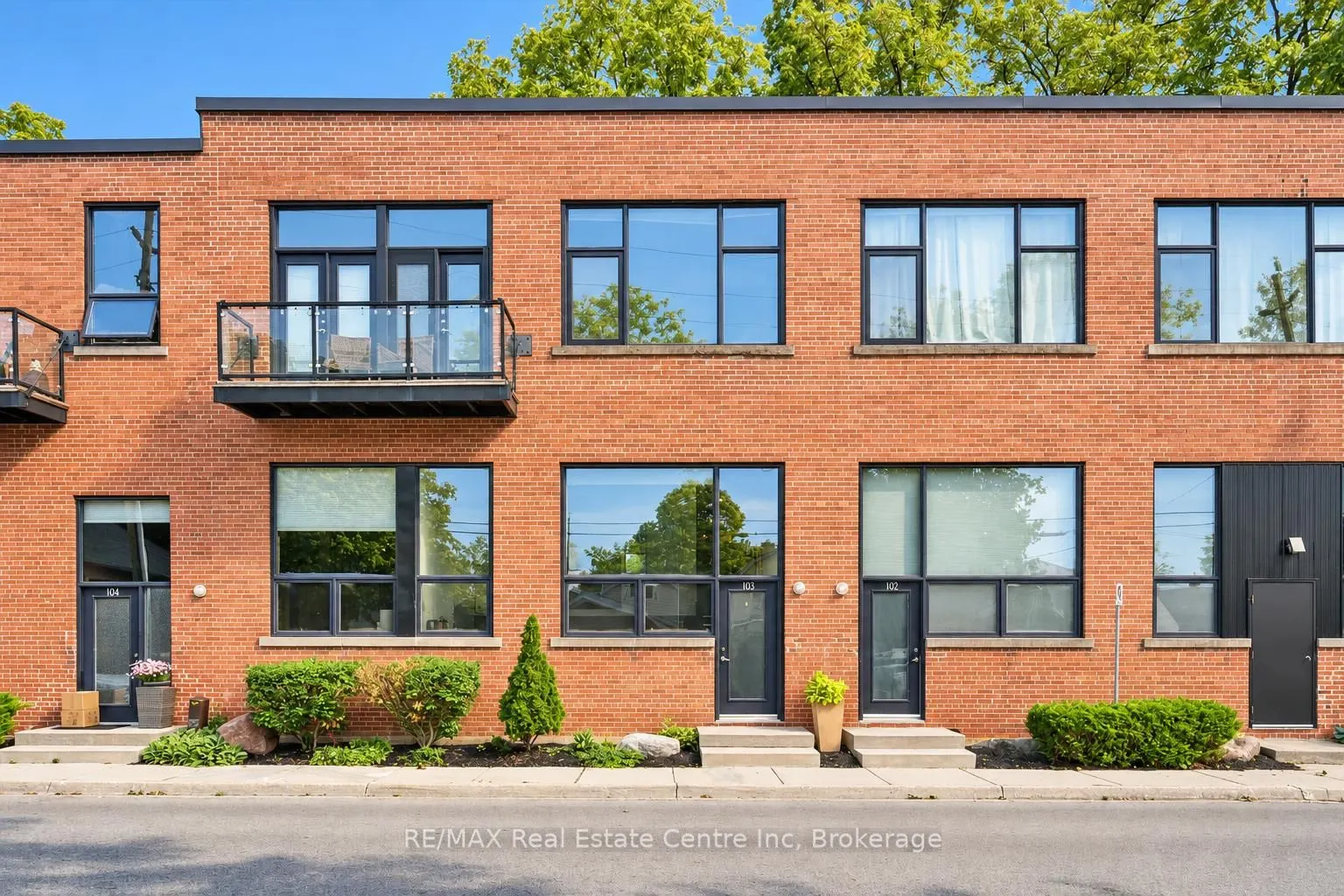 85 Spruce Street #103