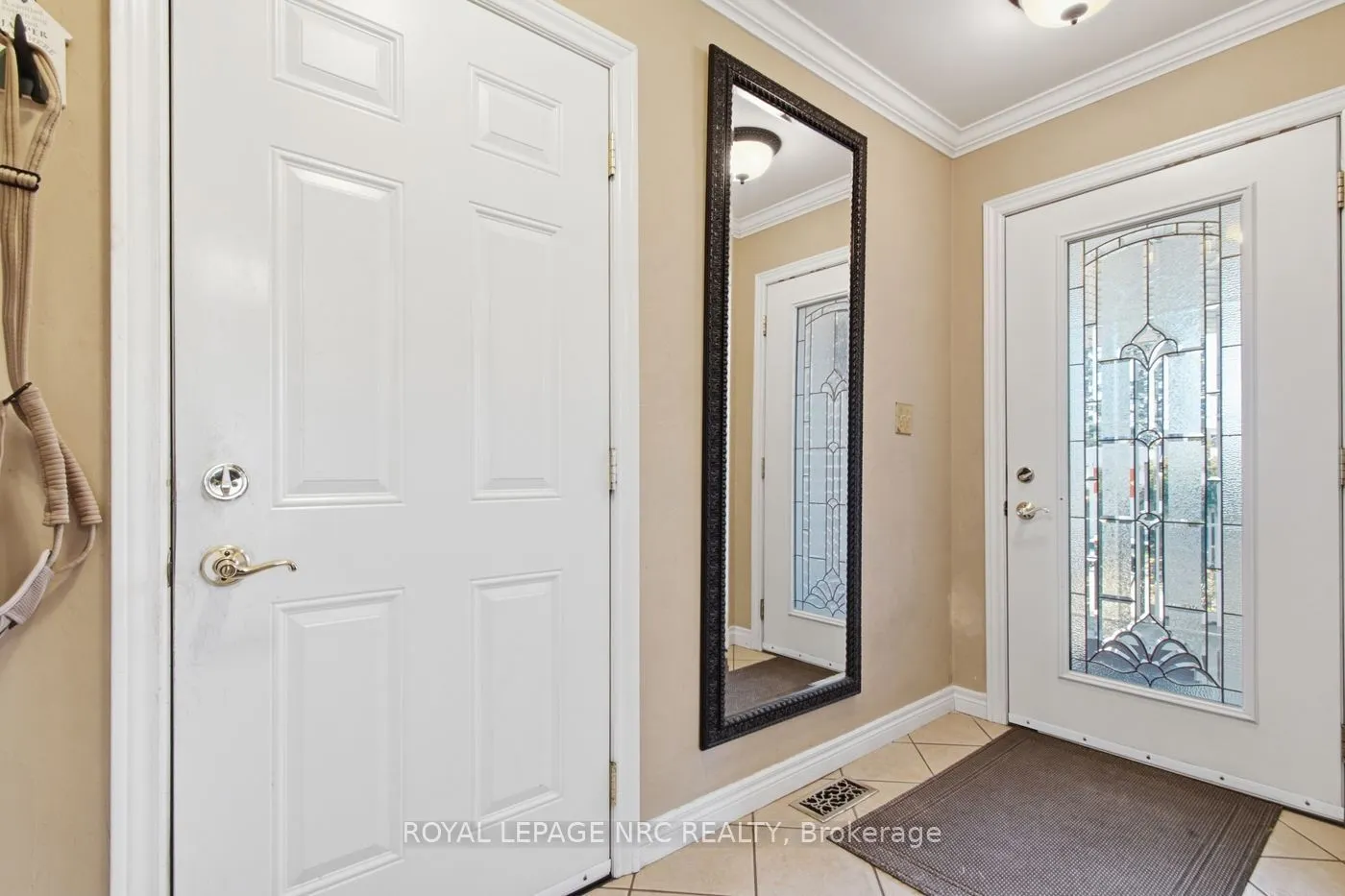 92 Larchwood Circle