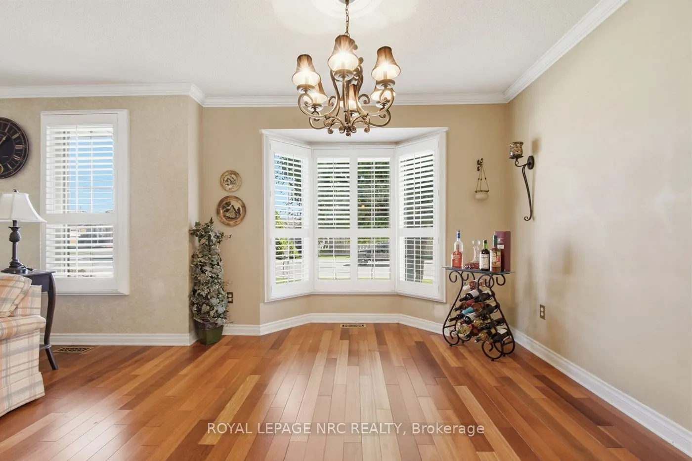 92 Larchwood Circle